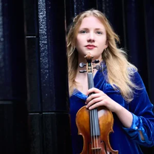 Charlotte Spruit speelt Solo!